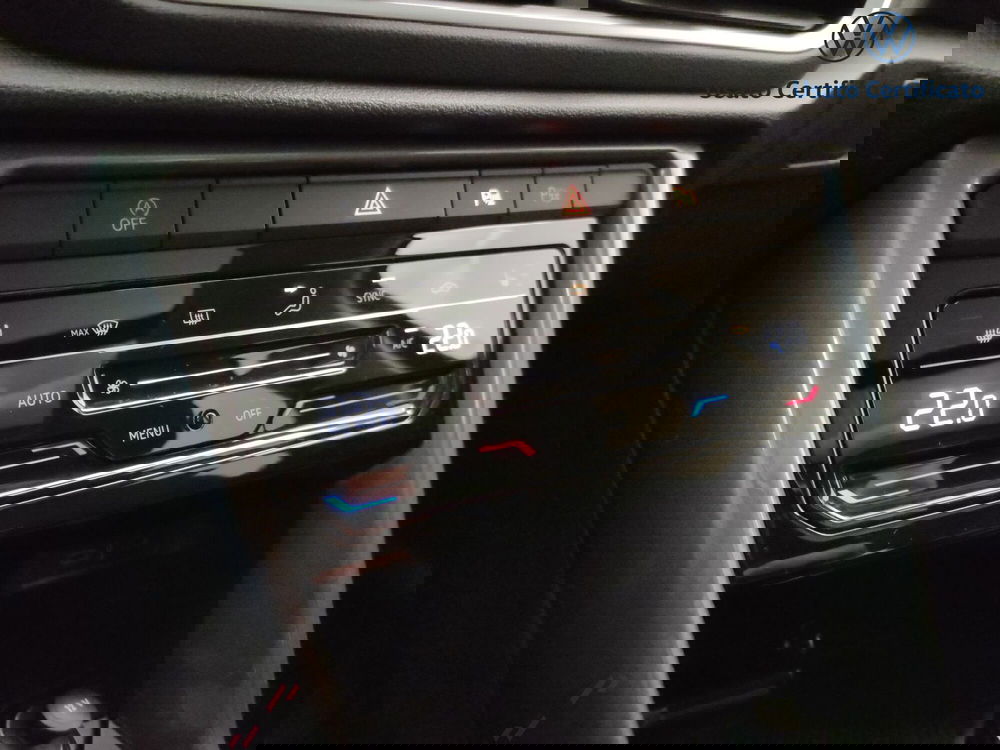 Volkswagen T-Roc usata a Varese (15)