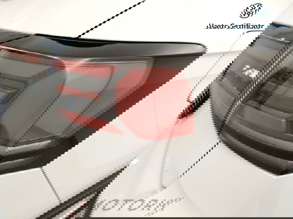 Volkswagen T-Cross nuova a Varese (8)