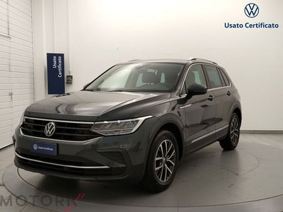 Volkswagen Tiguan 1.5 TSI 150 CV DSG ACT Life del 2023 usata a Busto Arsizio