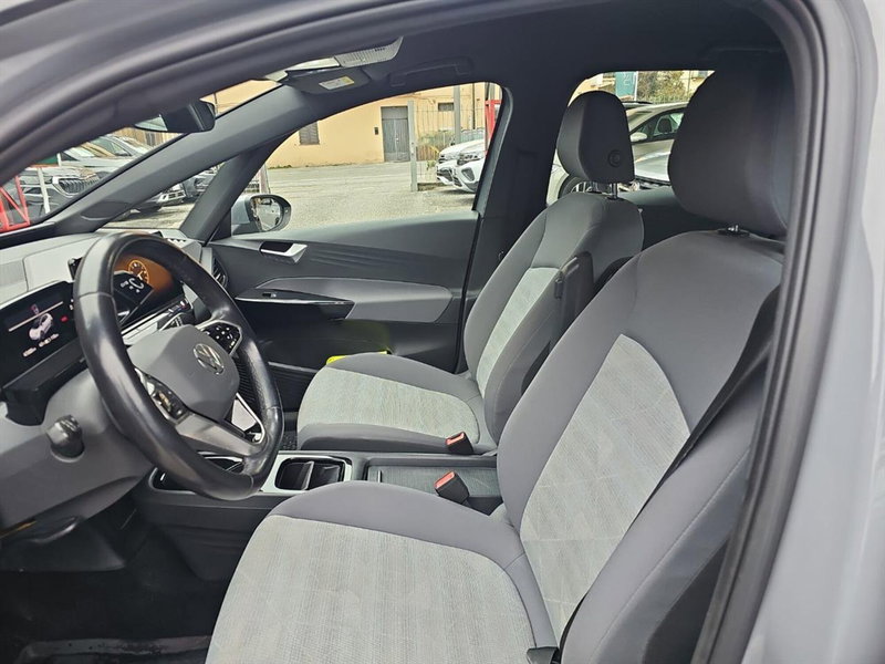 Volkswagen ID.3 usata a Lecco (9)