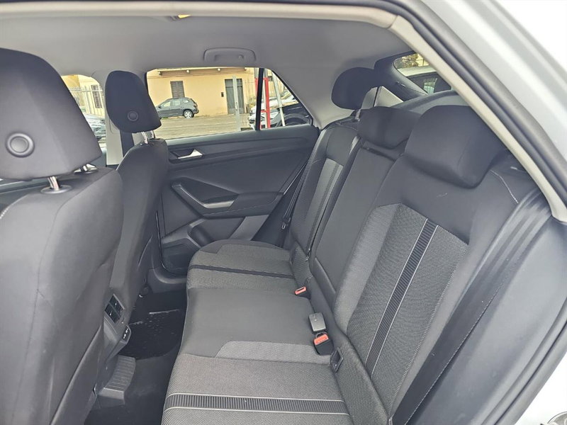 Volkswagen T-Roc usata a Lecco (10)