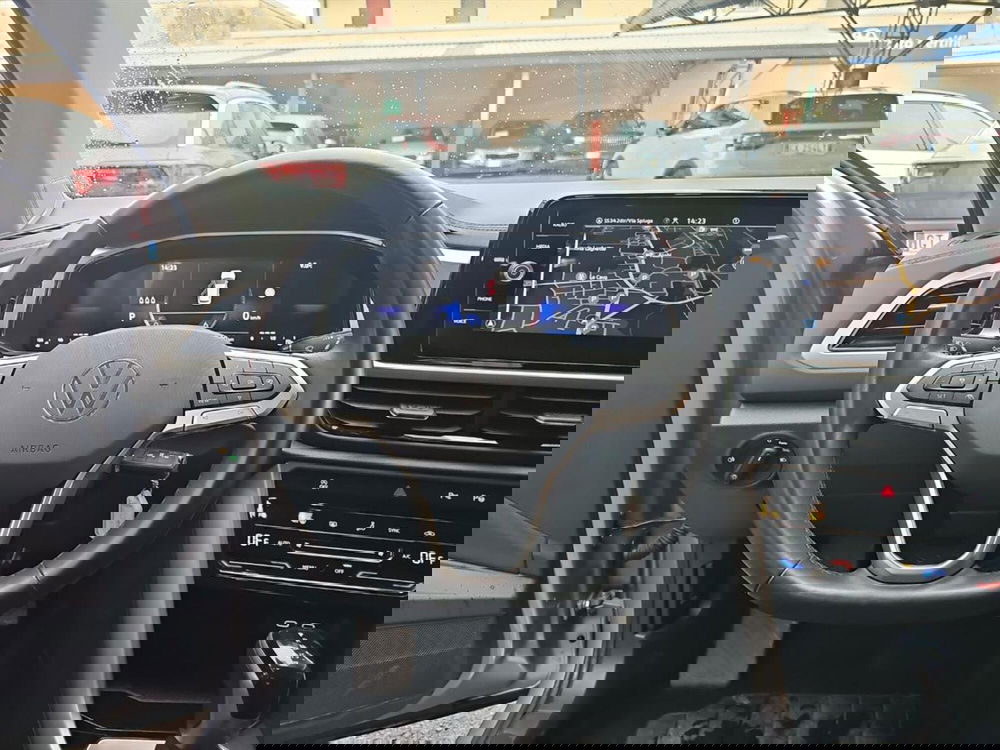 Volkswagen T-Roc usata a Lecco (10)