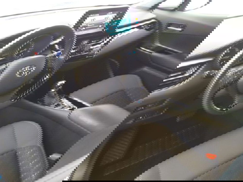 Toyota Toyota C-HR usata a Firenze (6)