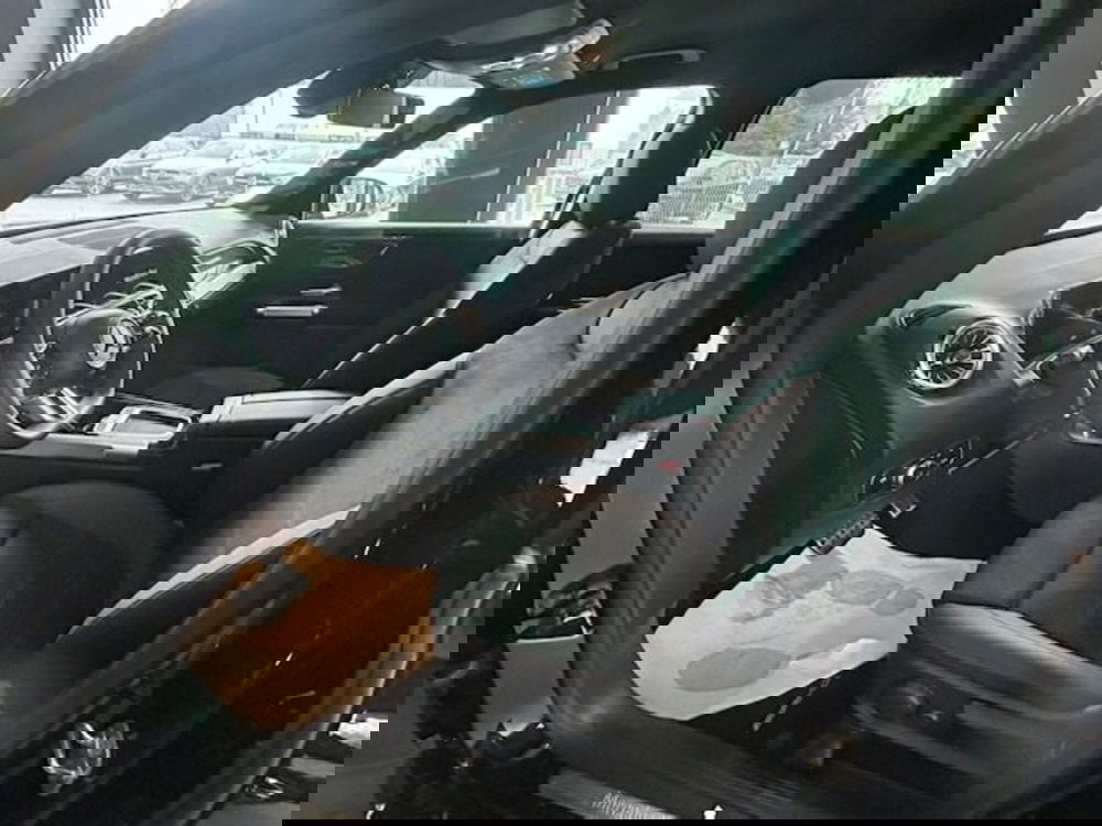 Mercedes-Benz GLB nuova a Potenza (10)