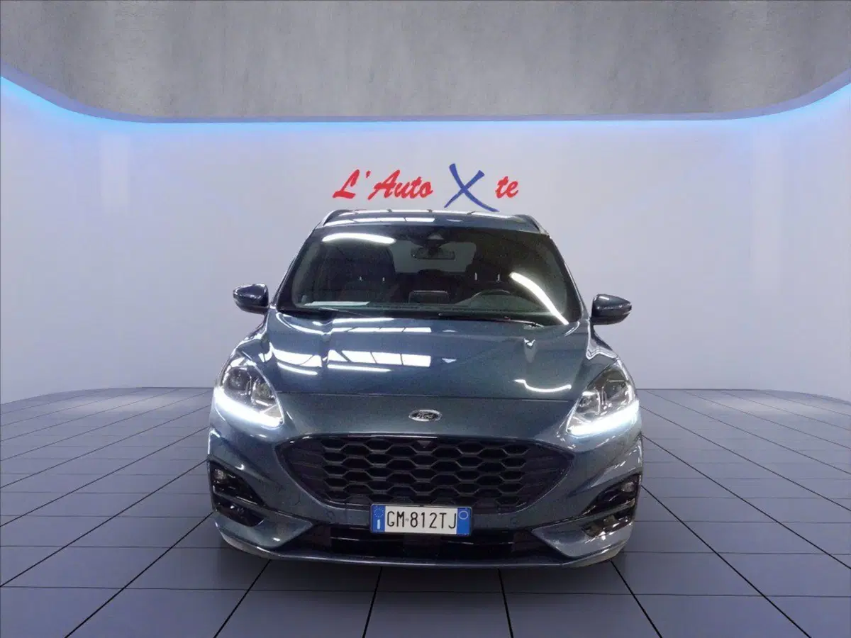 Ford Kuga usata a Milano (2)