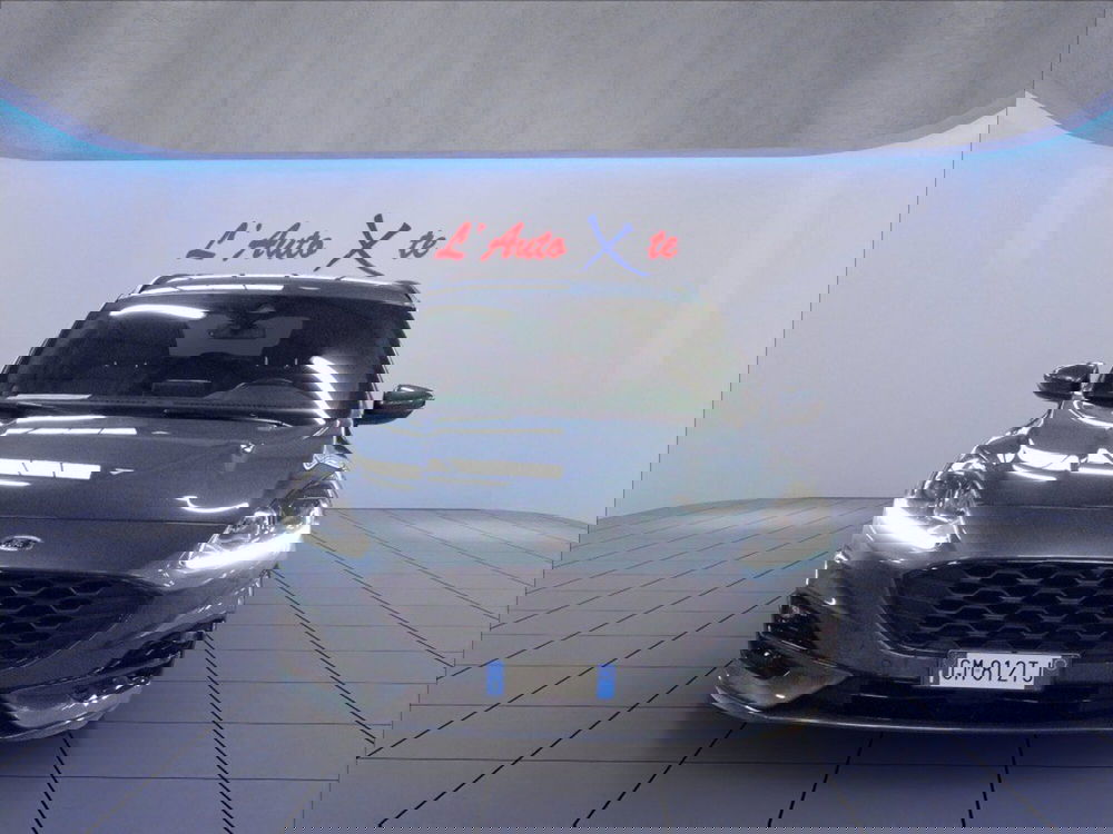 Ford Kuga usata a Milano (2)