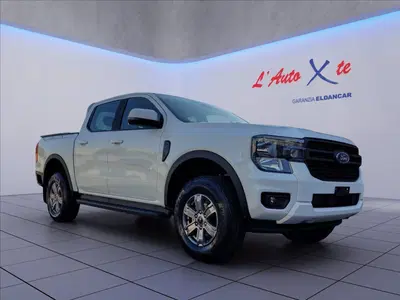Ford Ranger Pick-up 2.0 ecoblue doppia cabina XLT 4x4 170cv auto nuova a Trezzano sul Naviglio