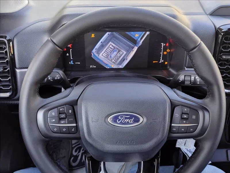 Ford Ranger Pick-up nuova a Milano (14)