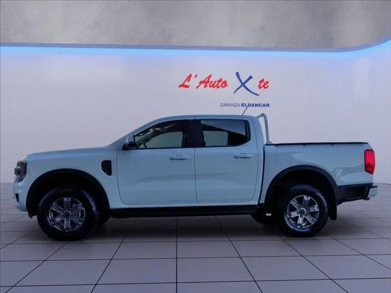 Ford Ranger Pick-up nuova a Milano (4)