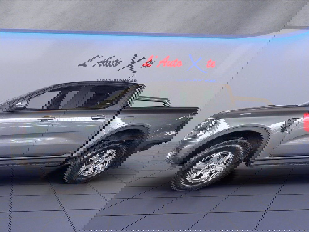 Ford Ranger Pick-up nuova a Milano (4)
