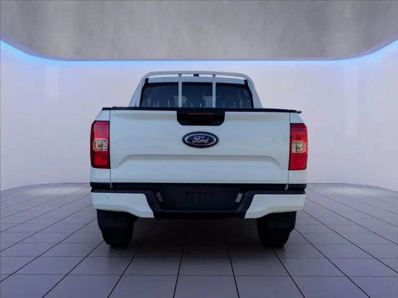 Ford Ranger Pick-up nuova a Milano (6)