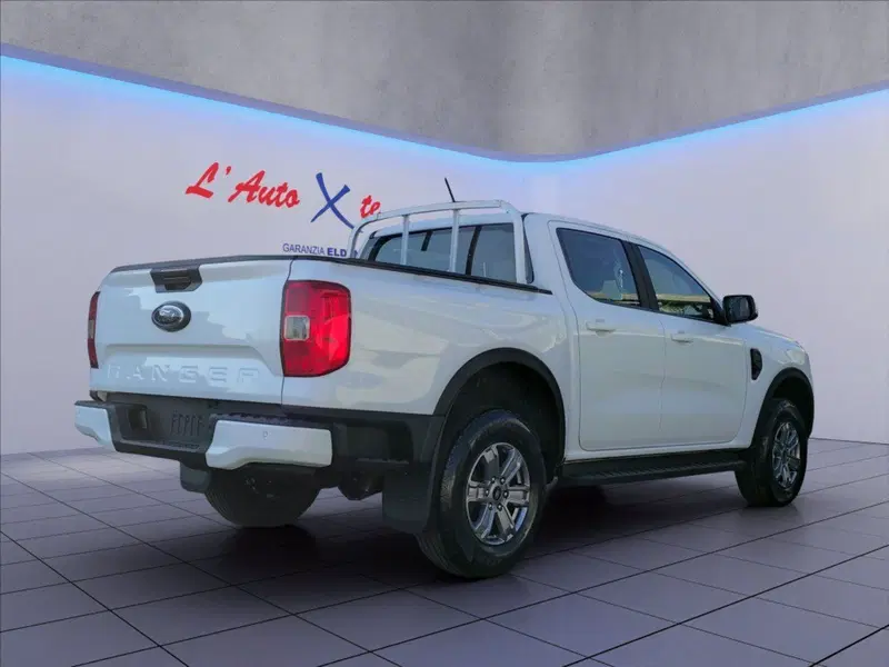 Ford Ranger Pick-up nuova a Milano (7)