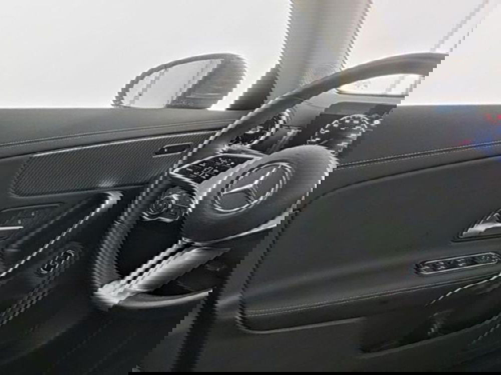Mercedes-Benz CLA Shooting Brake usata a Milano (6)