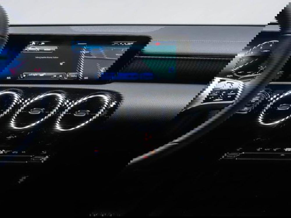 Mercedes-Benz Classe A Sedan usata a Milano (6)