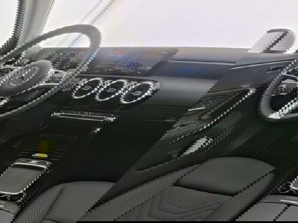Mercedes-Benz Classe A usata a Milano (8)