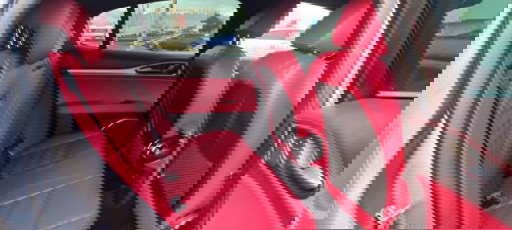 Alfa Romeo Stelvio usata a Udine (7)