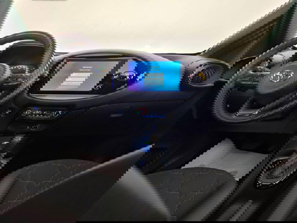 Toyota Aygo X usata a Torino (11)
