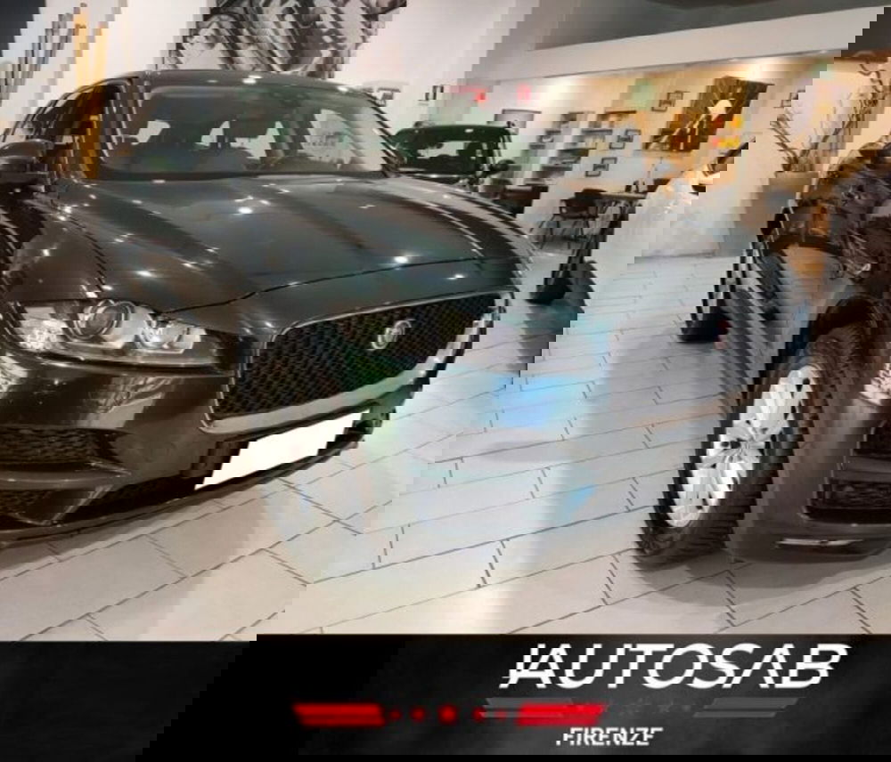 Jaguar F-Pace usata a Firenze