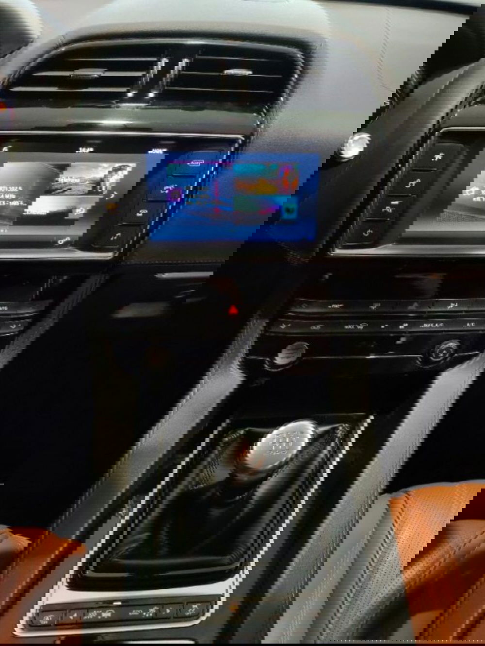 Jaguar F-Pace usata a Firenze (10)