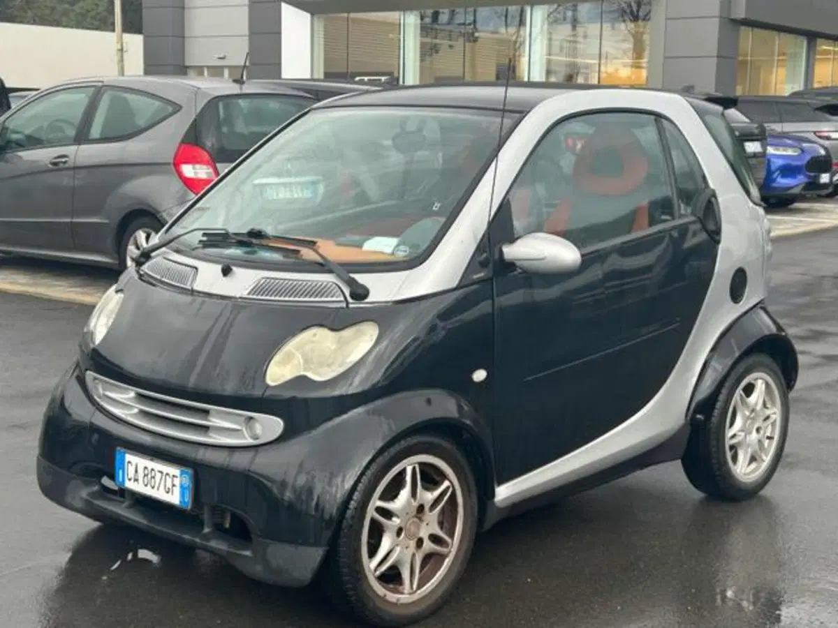 smart Fortwo usata a Lucca