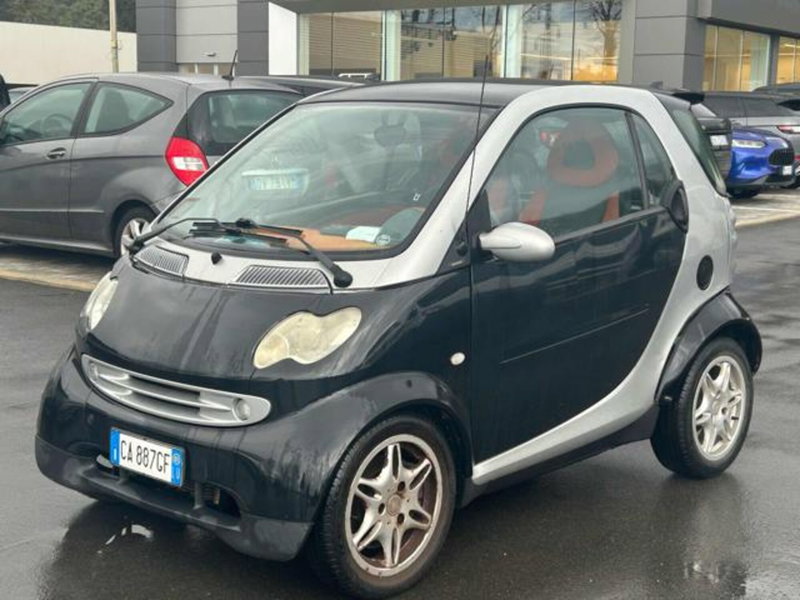 smart Fortwo usata a Lucca