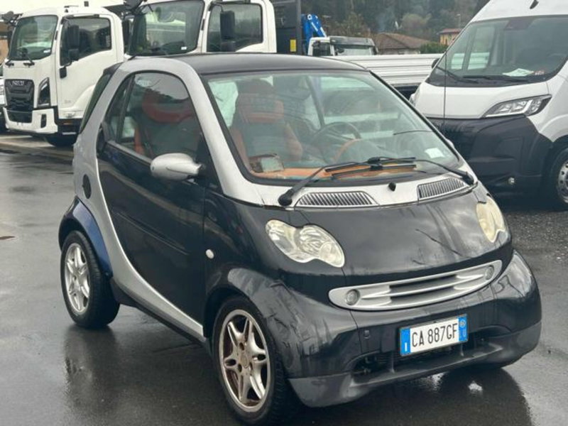 smart Fortwo usata a Lucca (3)
