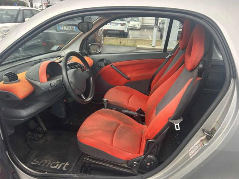 smart Fortwo usata a Lucca (9)