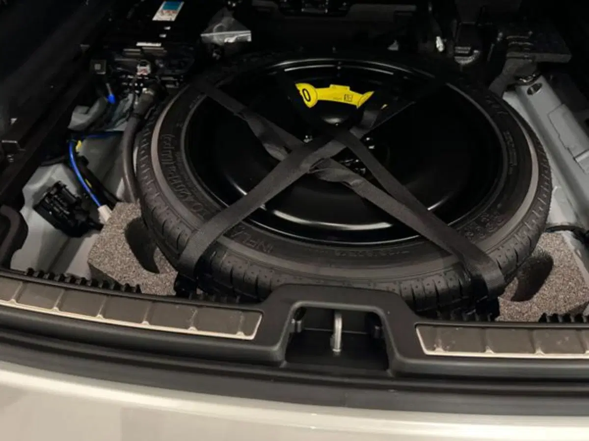 Volvo XC60 nuova a Como (19)