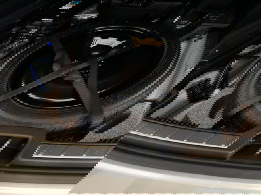 Volvo XC60 nuova a Como (19)