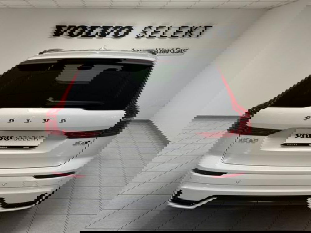 Volvo XC60 nuova a Como (6)