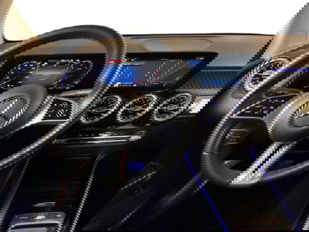 Mercedes-Benz GLB usata a Bologna (11)