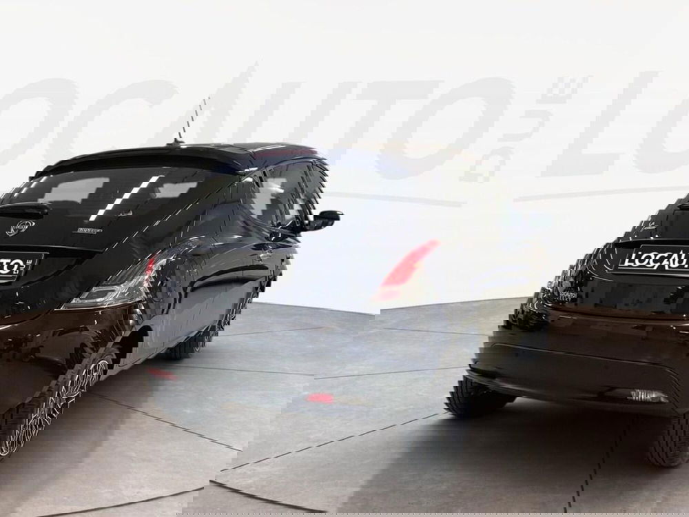 Lancia Ypsilon usata a Torino (4)