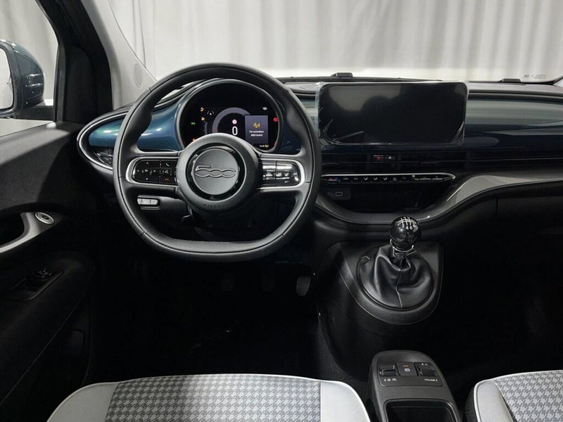 Fiat 500 nuova a Sondrio (13)