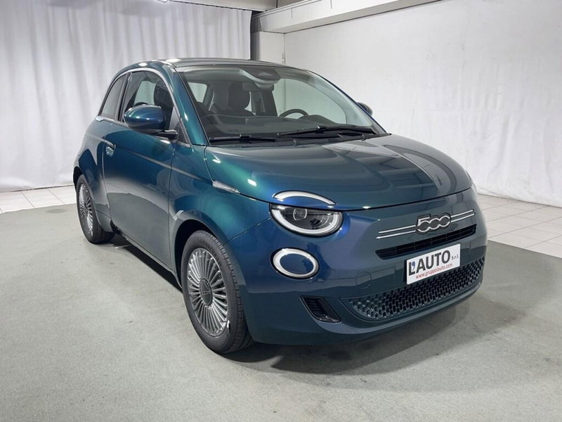 Fiat 500 nuova a Sondrio (7)