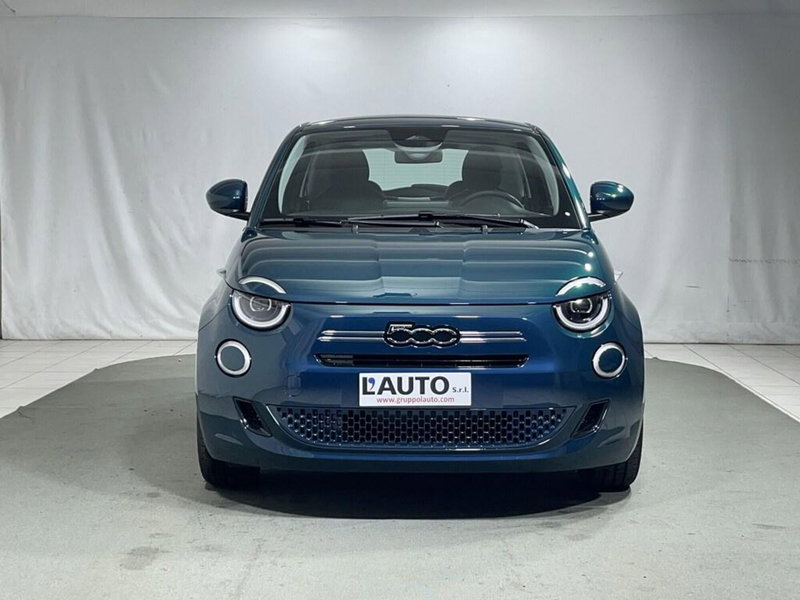 Fiat 500 nuova a Sondrio (8)