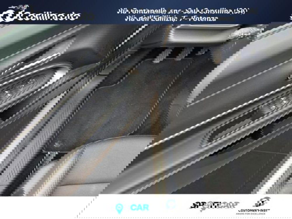 Jeep Avenger usata a Salerno (16)