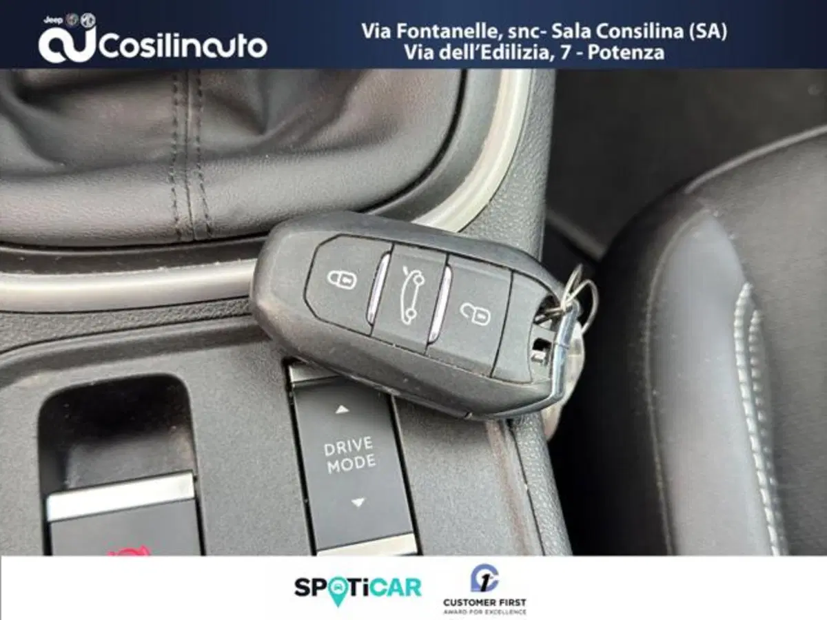 Jeep Avenger usata a Salerno (20)