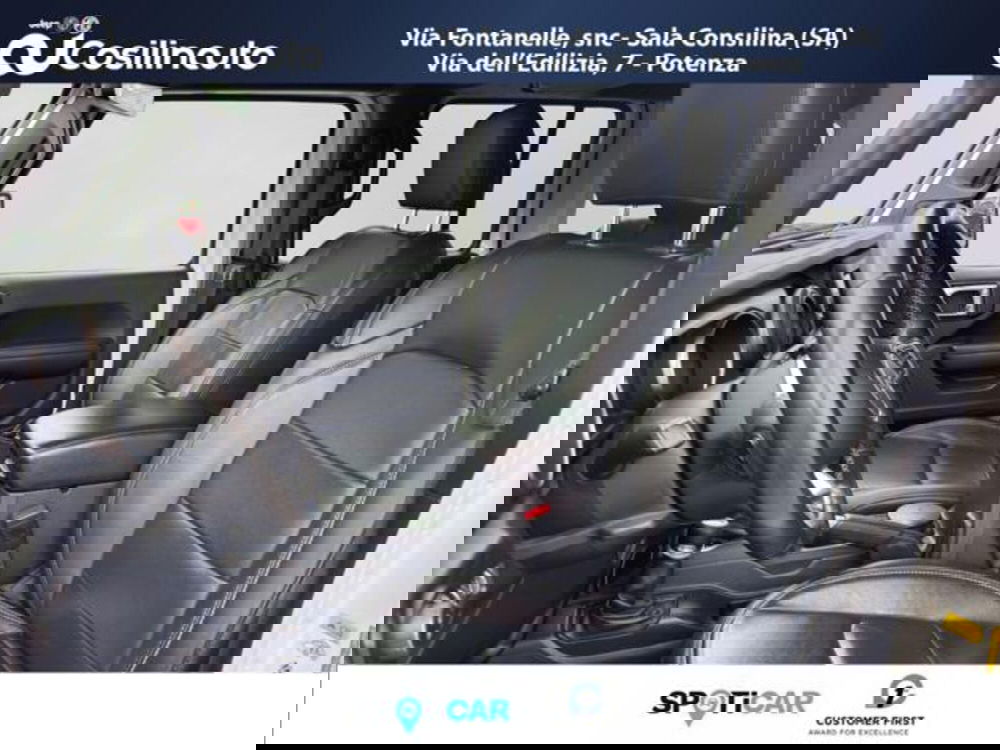 Jeep Wrangler Unlimited usata a Salerno (9)