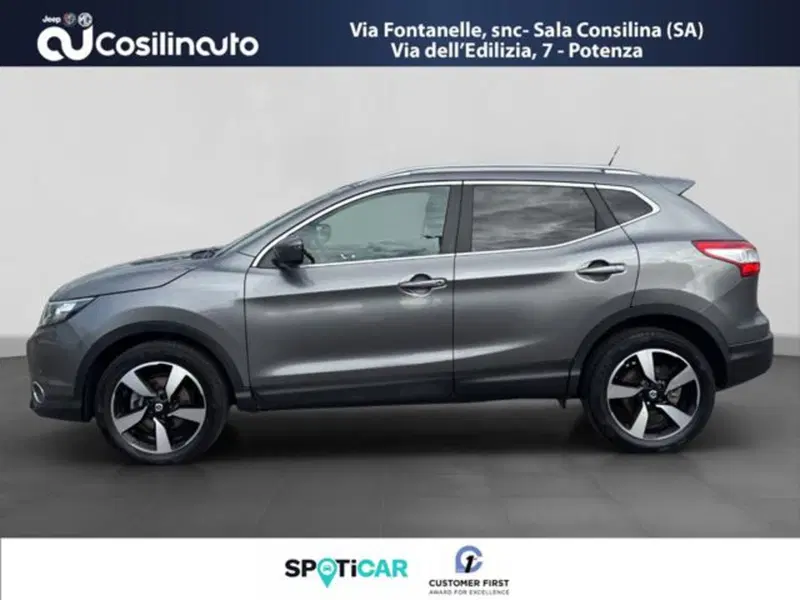 Nissan Qashqai usata a Salerno (2)