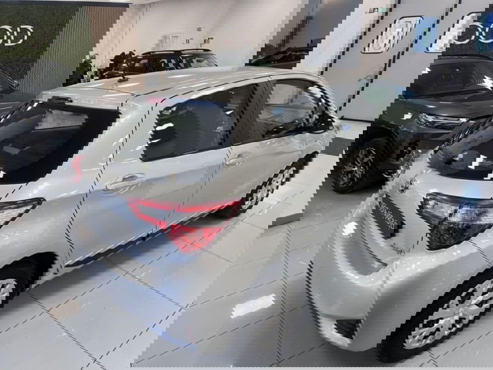 Toyota Yaris usata a Prato (4)