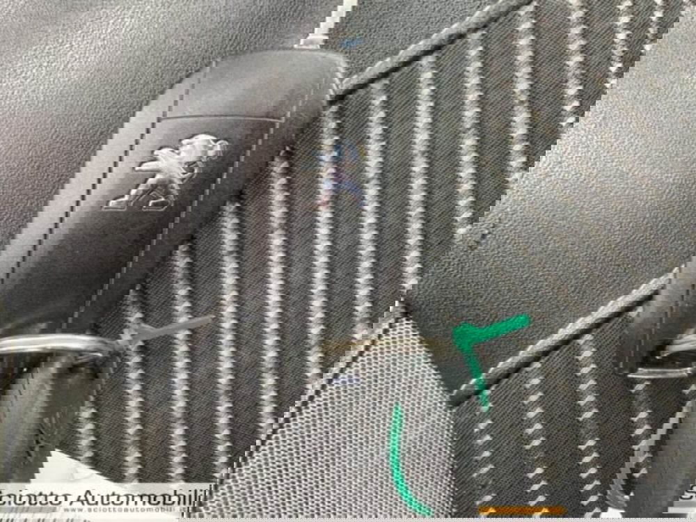 Peugeot 2008 usata a Messina (19)