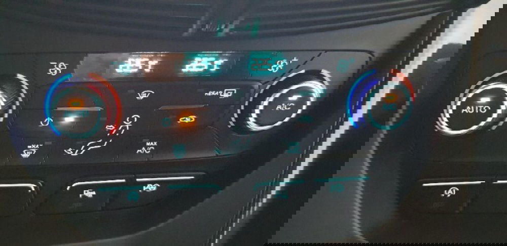 Ford Kuga usata a Pordenone (15)