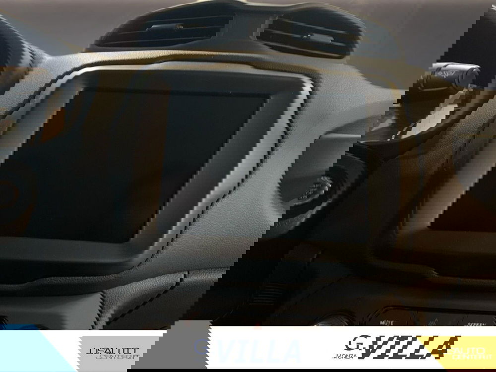 Jeep Renegade nuova a Monza e Brianza (11)