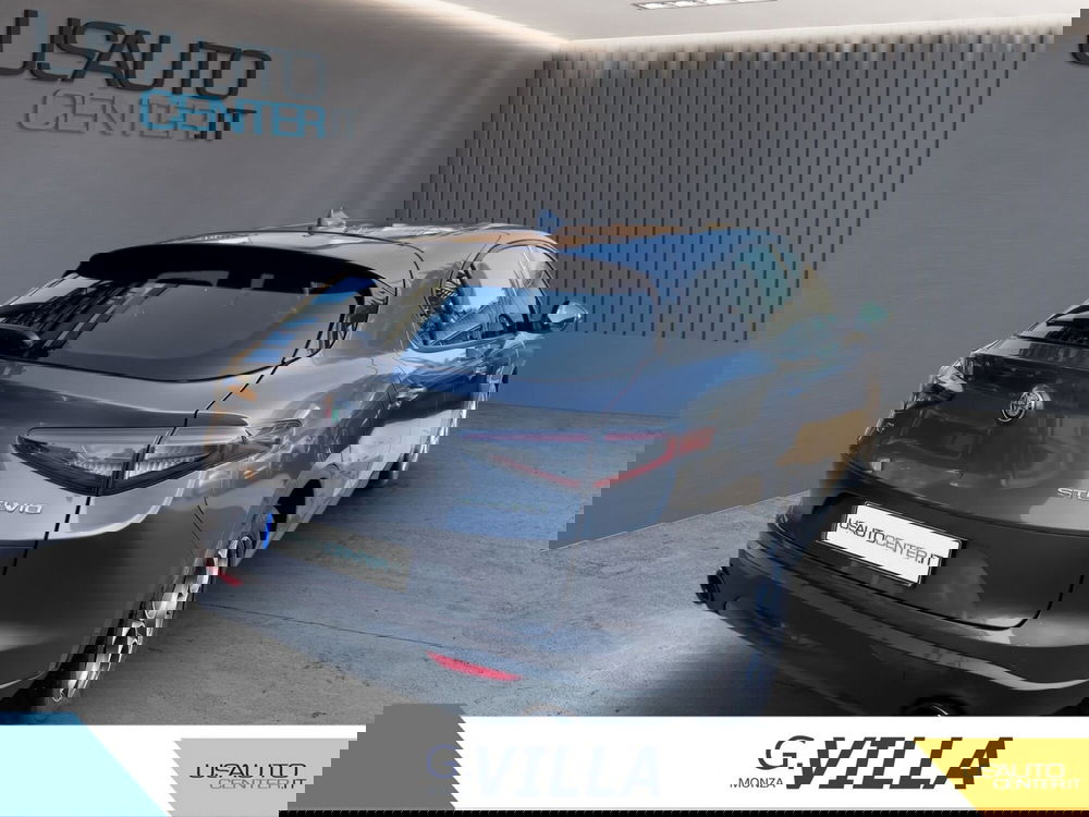 Alfa Romeo Stelvio usata a Monza e Brianza (7)