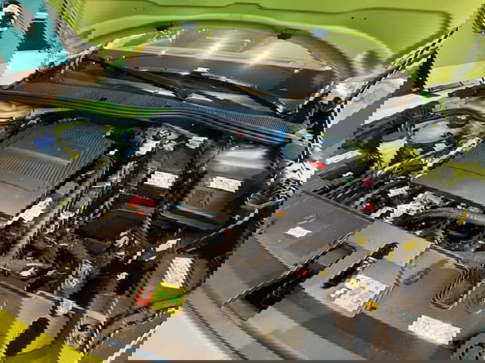 Peugeot 208 nuova a Monza e Brianza (15)