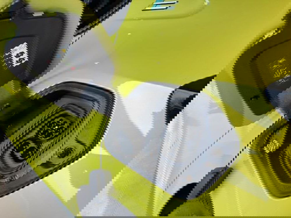 Peugeot 208 nuova a Monza e Brianza (9)