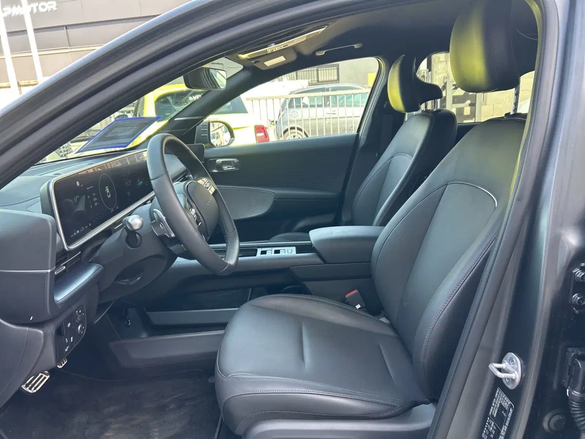 Hyundai Ioniq 6 usata a Monza e Brianza (12)