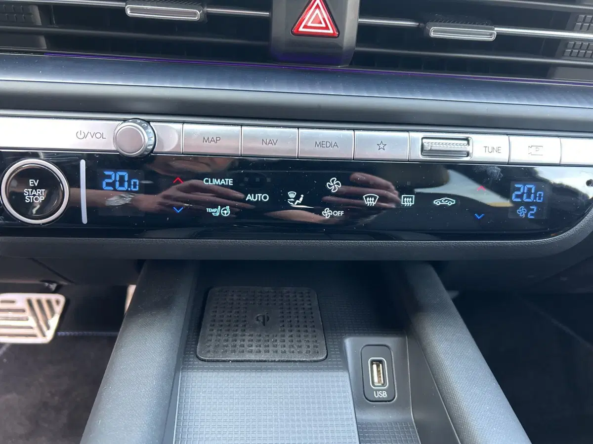 Hyundai Ioniq 6 usata a Monza e Brianza (19)
