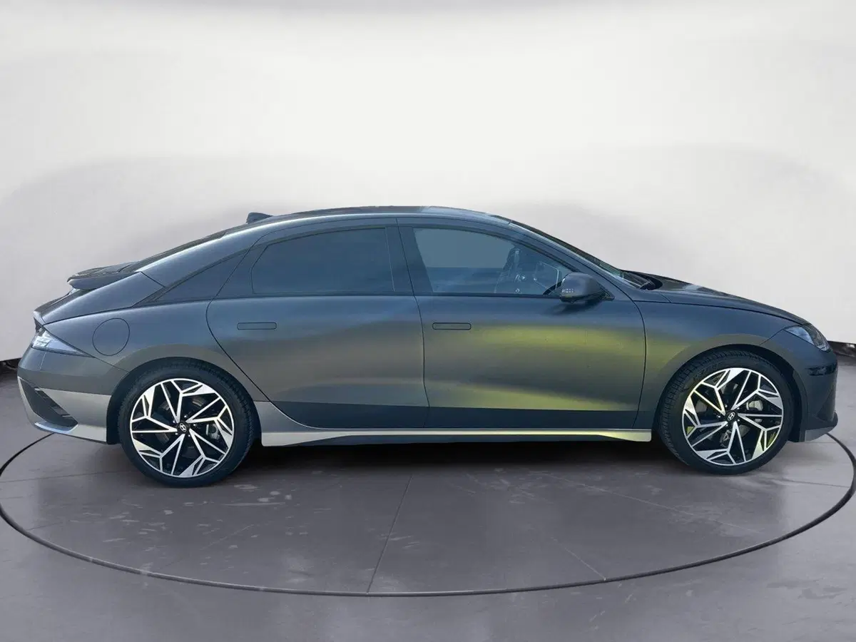 Hyundai Ioniq 6 usata a Monza e Brianza (8)
