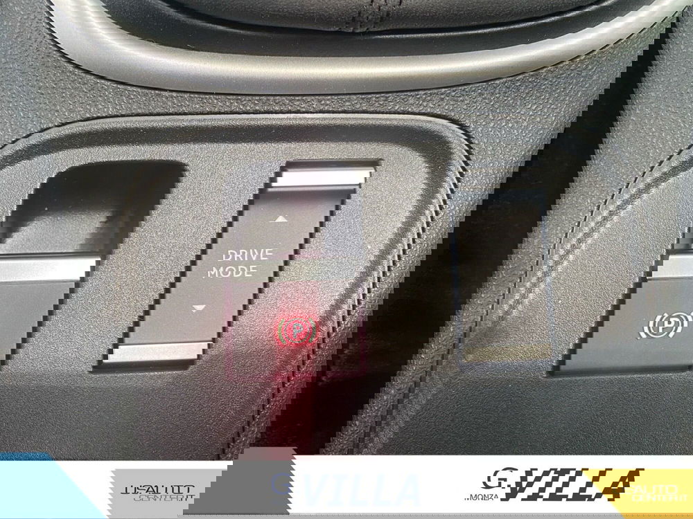 Jeep Avenger nuova a Monza e Brianza (18)